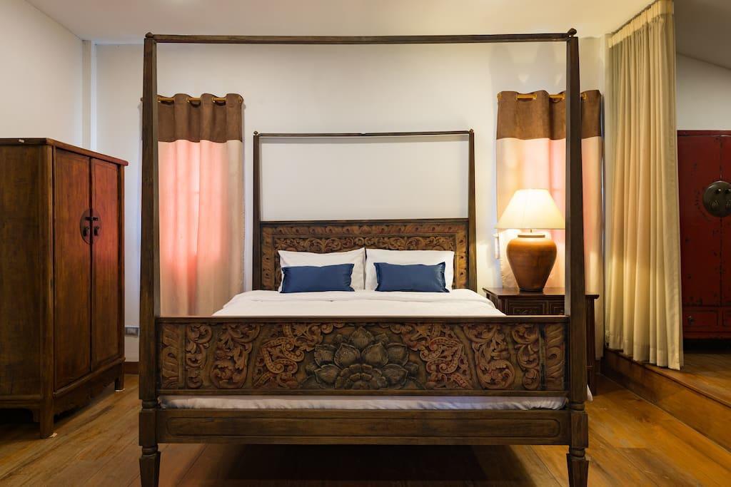Artisan'S Antique House - Silom Villa กรุงเทพมหานคร ภายนอก รูปภาพ